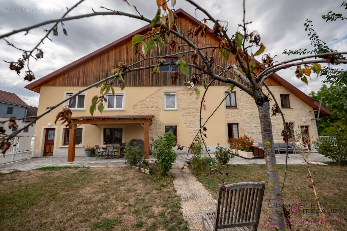 Maison à CHAFFOIS