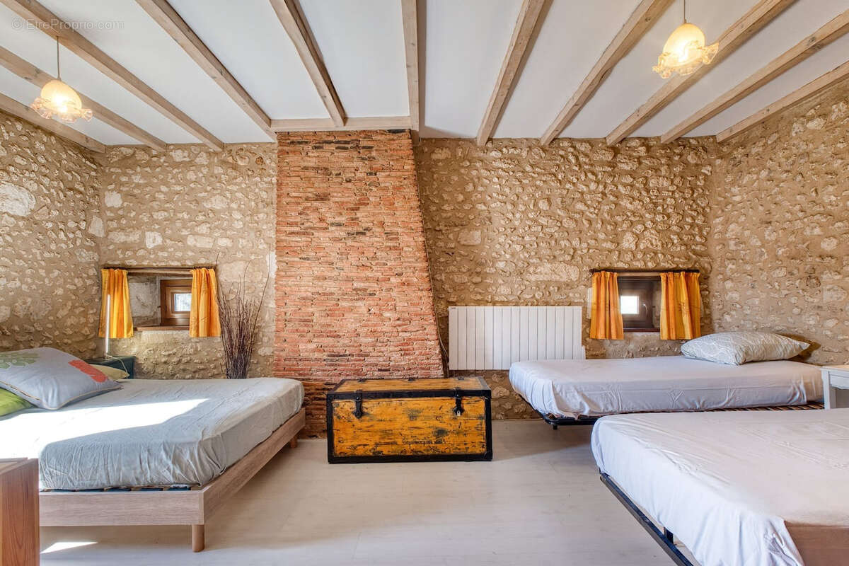 Maison à SAINT-PRIVAT-DES-PRES