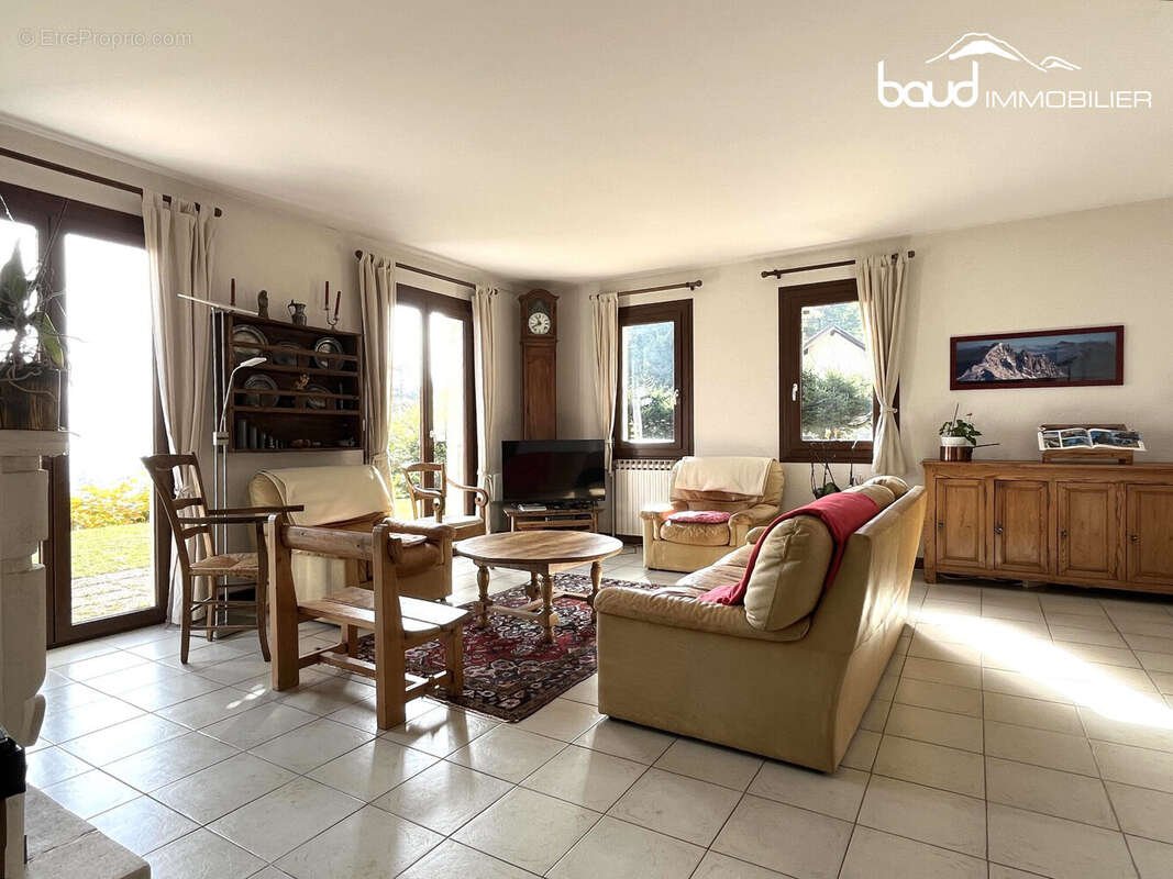 Maison à SAINT-NIZIER-DU-MOUCHEROTTE