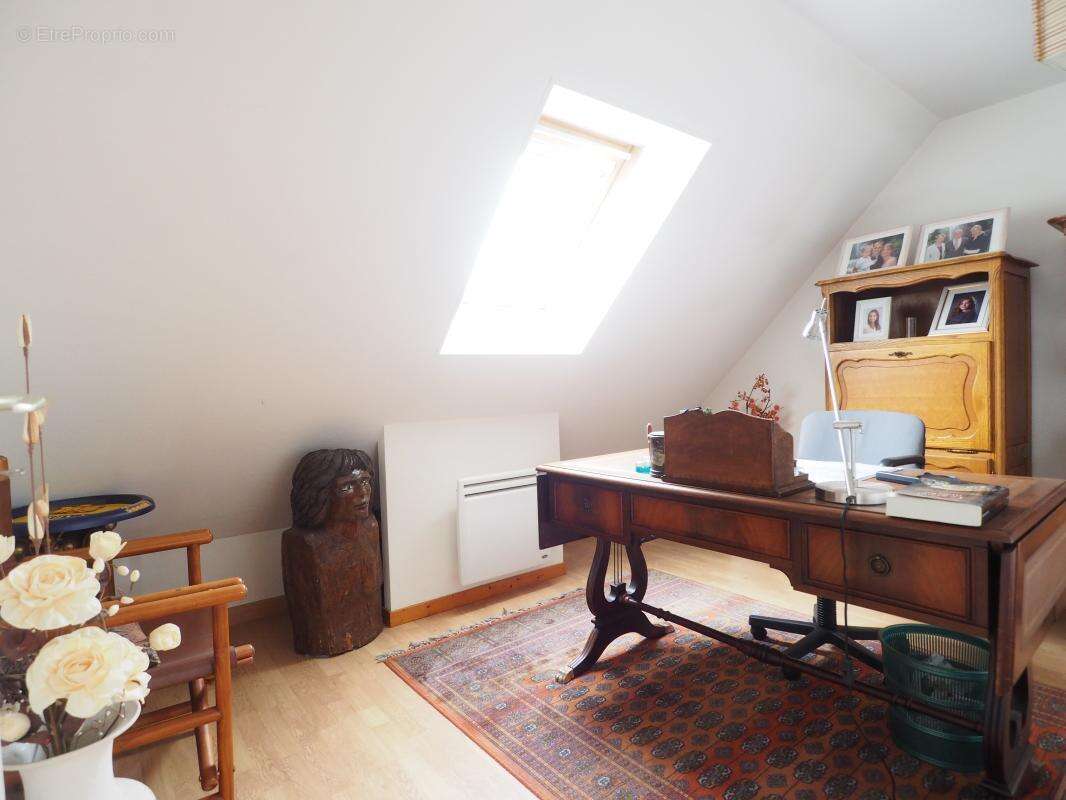 Maison à SAINT-ARNOULT-EN-YVELINES