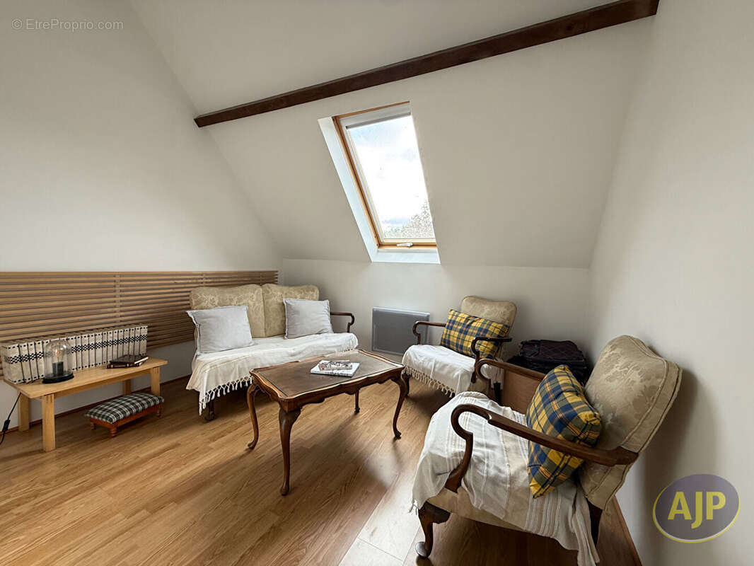 Maison à SAINT-MARTIN-DU-FOUILLOUX