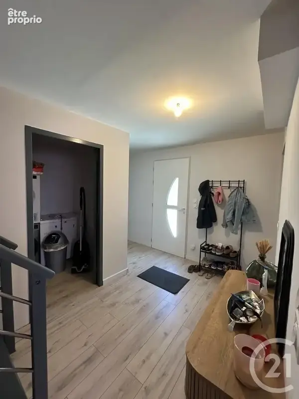 Maison 9 pièces 257 m² à vendre à Les Eglisottes-Et-Chalaures (33230) - photo 6