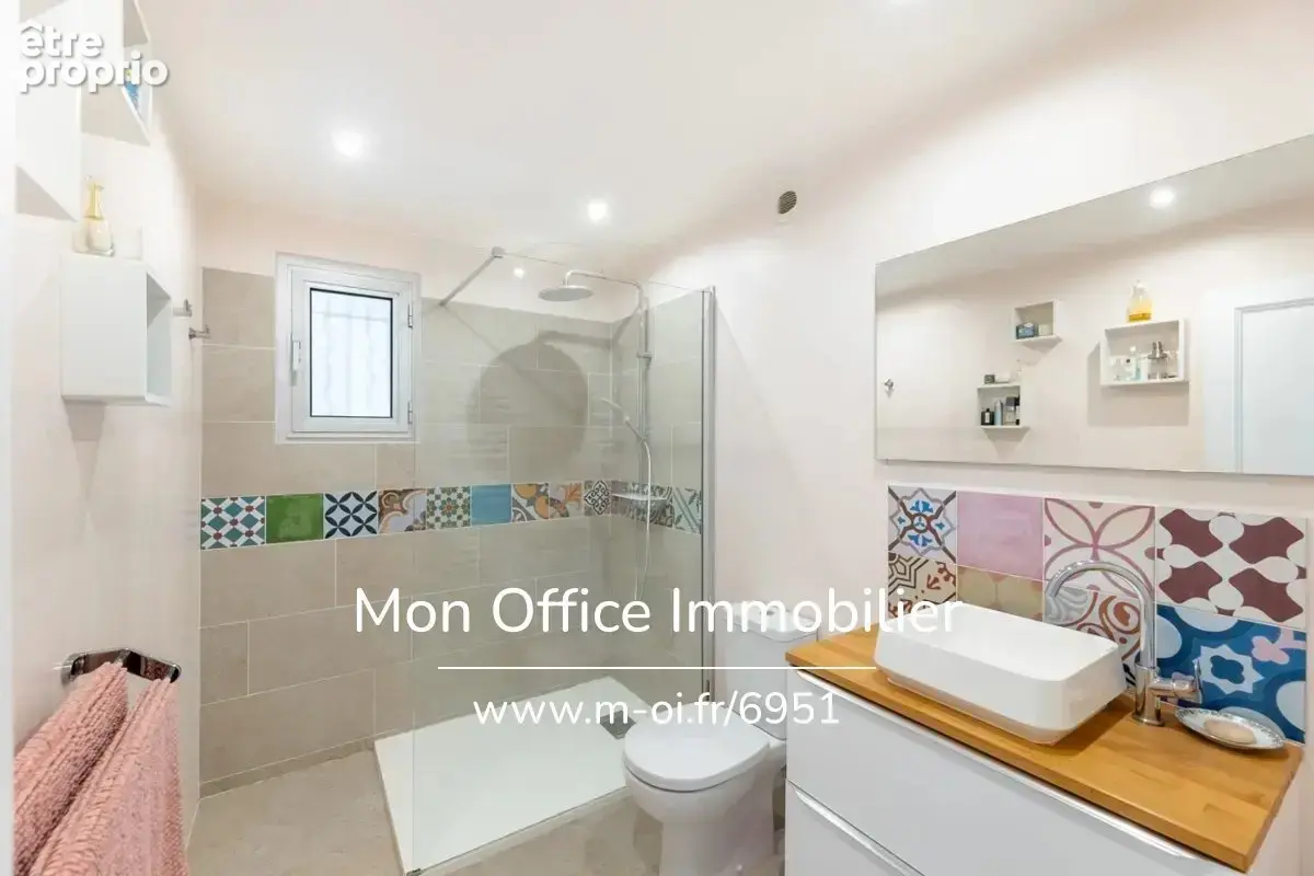 Référence : 6951-NGU - Maison 7 pièces - 210m2 - Piscine et vue dégagée sur les pins - Commerces à pied - photo 22