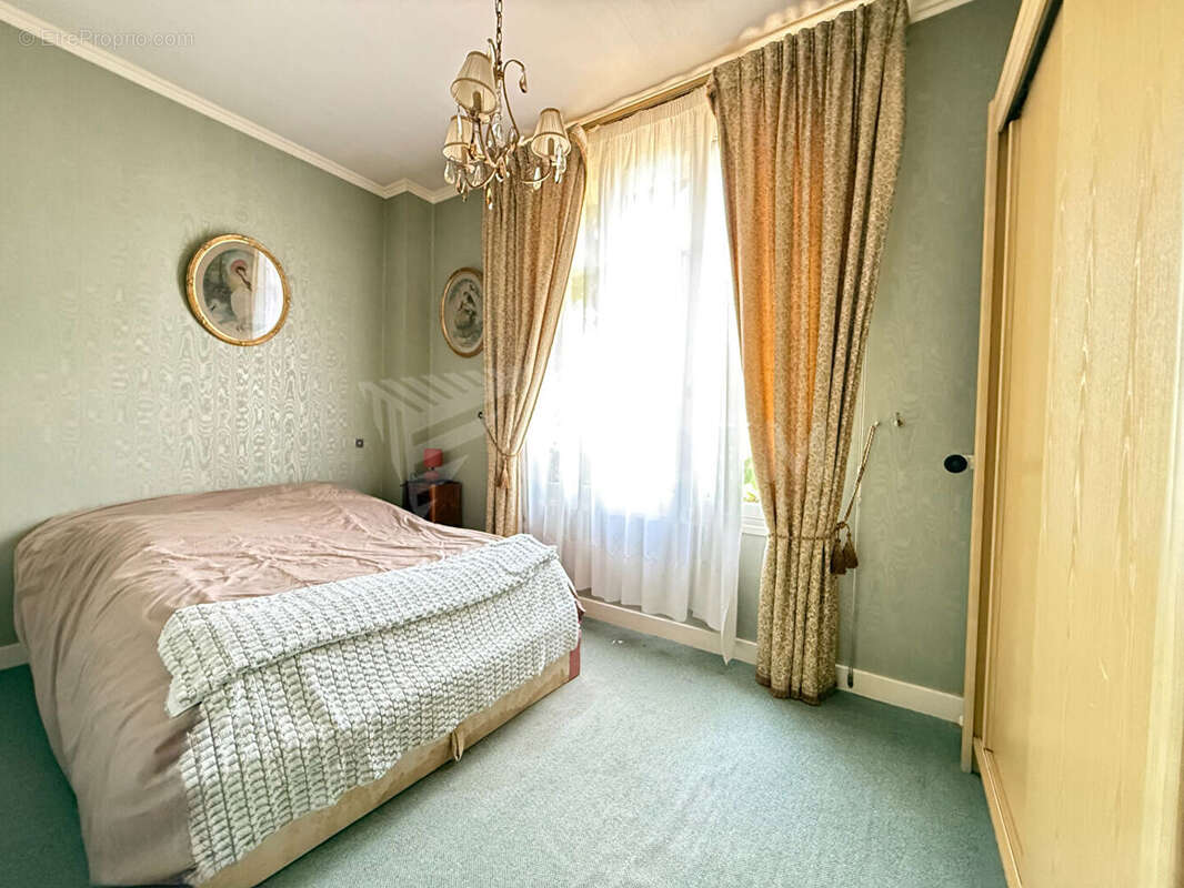 Maison à BONNY-SUR-LOIRE