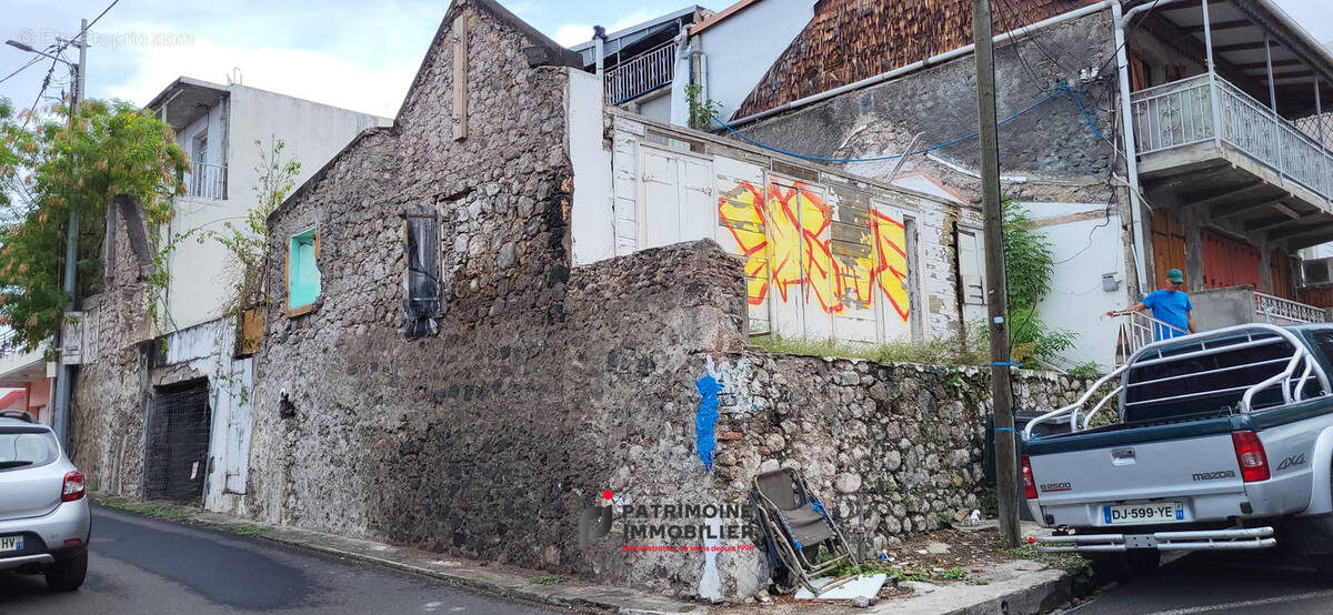 Terrain à BASSE-TERRE