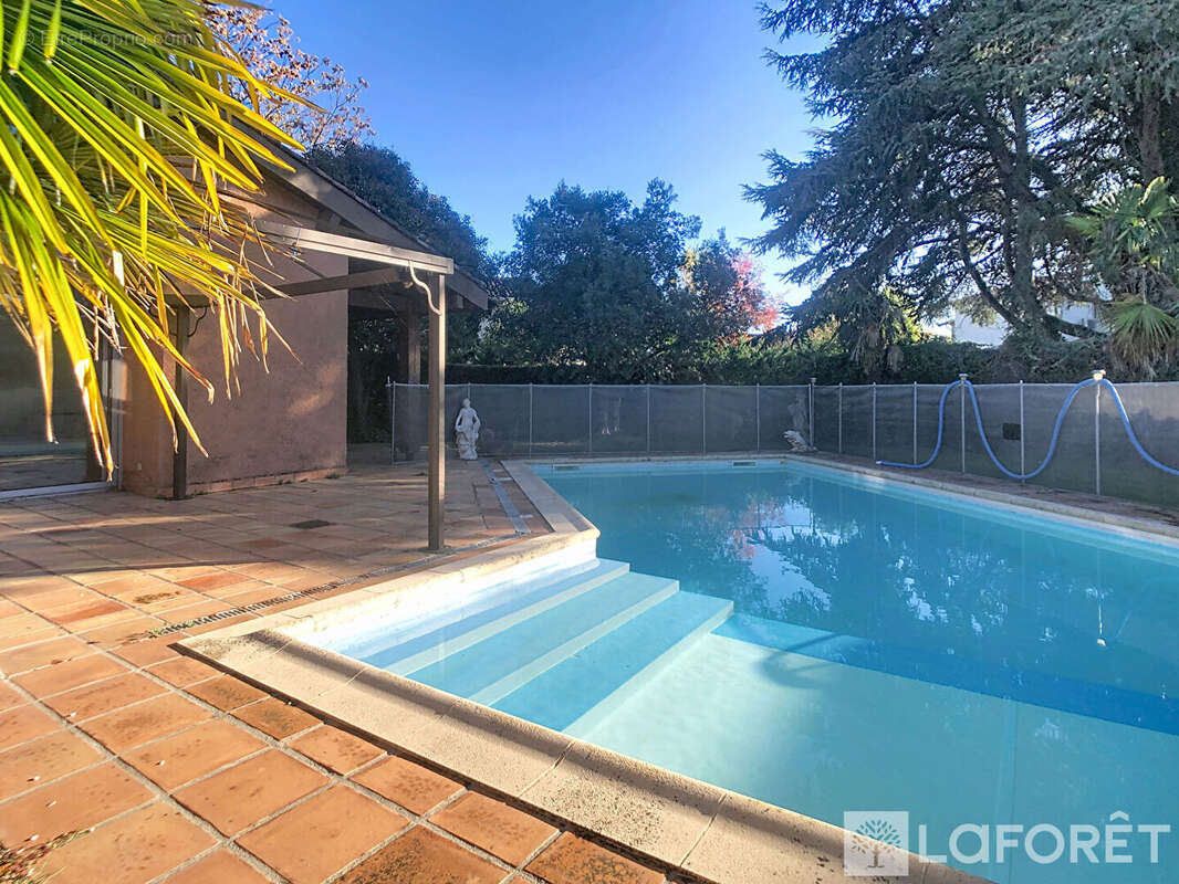 Maison à RAMONVILLE-SAINT-AGNE