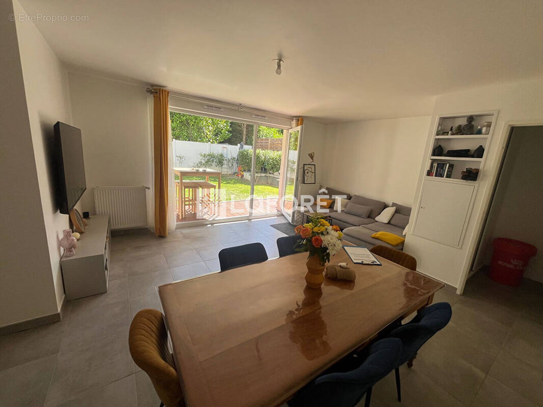 Appartement à VILLEMOMBLE