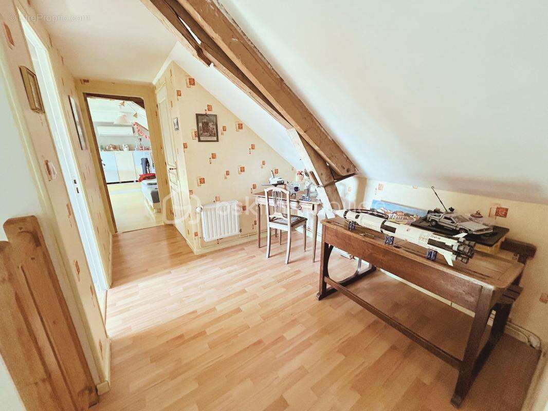 Maison à BENAIS
