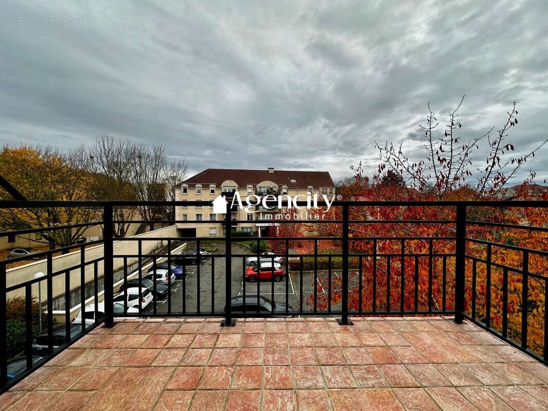 Appartement à TORCY