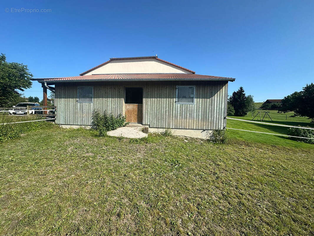 Maison à VILLE-SUR-ILLON