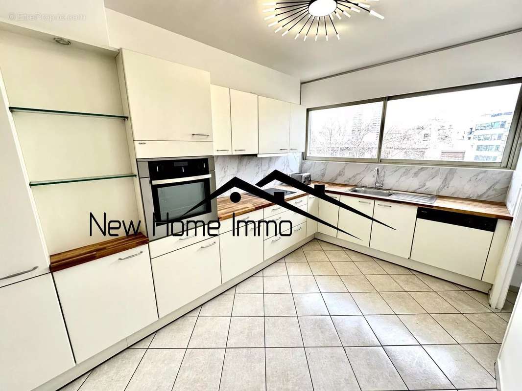 Appartement à MARSEILLE-8E