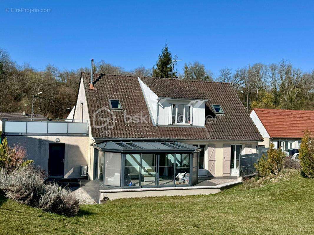 Maison à ARC-EN-BARROIS