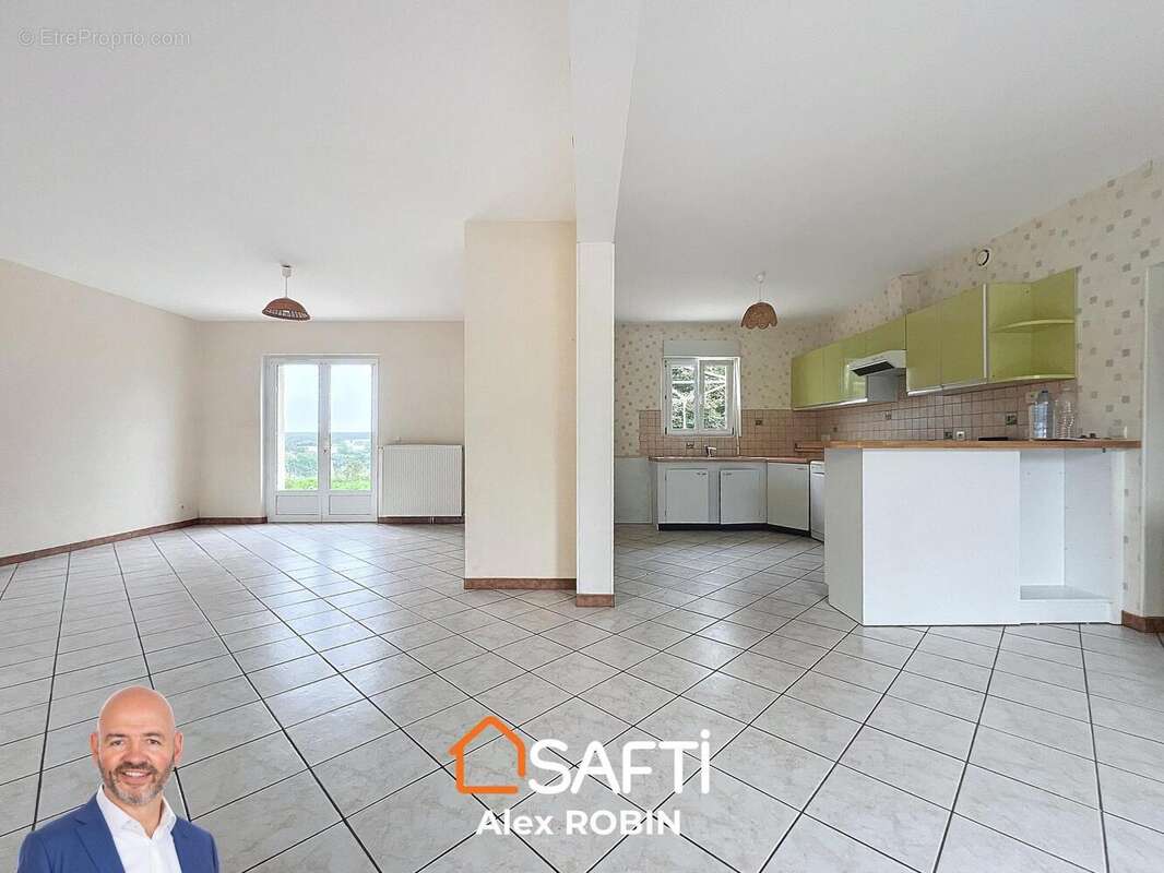 Photo 6 - Maison à LUZILLE