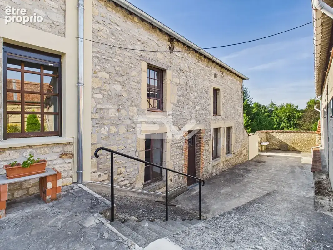 A 10 km  de Jonchery-sur-Vesle 51140 - ensemble immobilier - photo 8