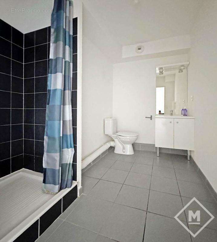 Appartement à MARSEILLE-2E