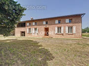 Maison à REYNIES