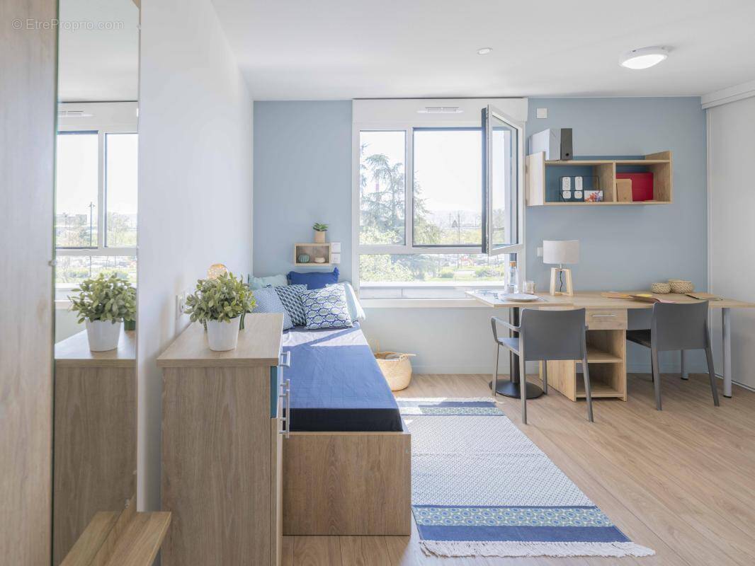 Appartement à AUBIERE