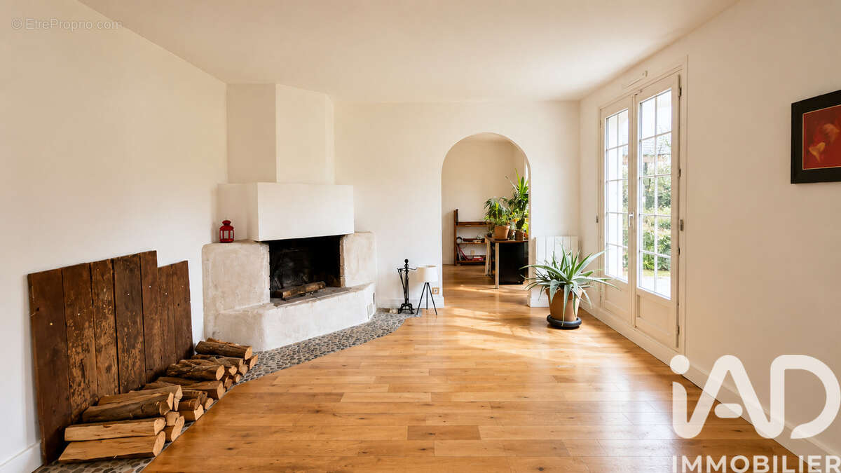 Maison 235 m² à Ermenonville  - photo 3