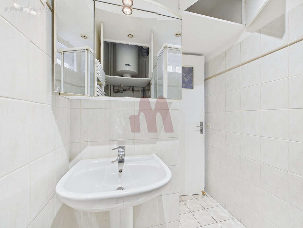 Appartement à LEVALLOIS-PERRET