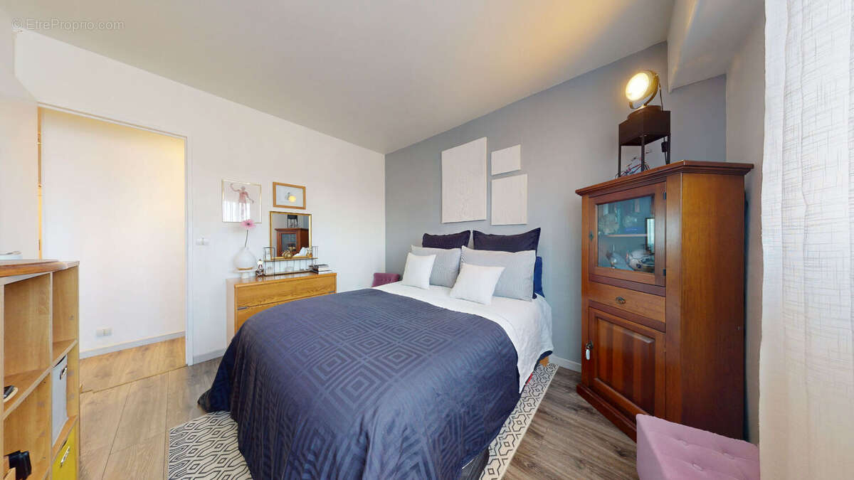 Appartement à ROISSY-EN-BRIE
