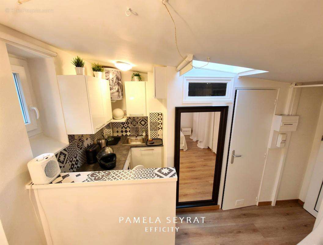 Appartement à PARIS-3E