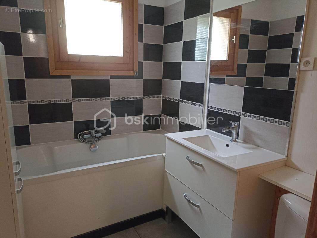 Appartement à LES AVANCHERS-VALMOREL