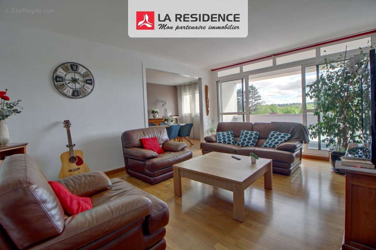 Appartement à PLAISIR