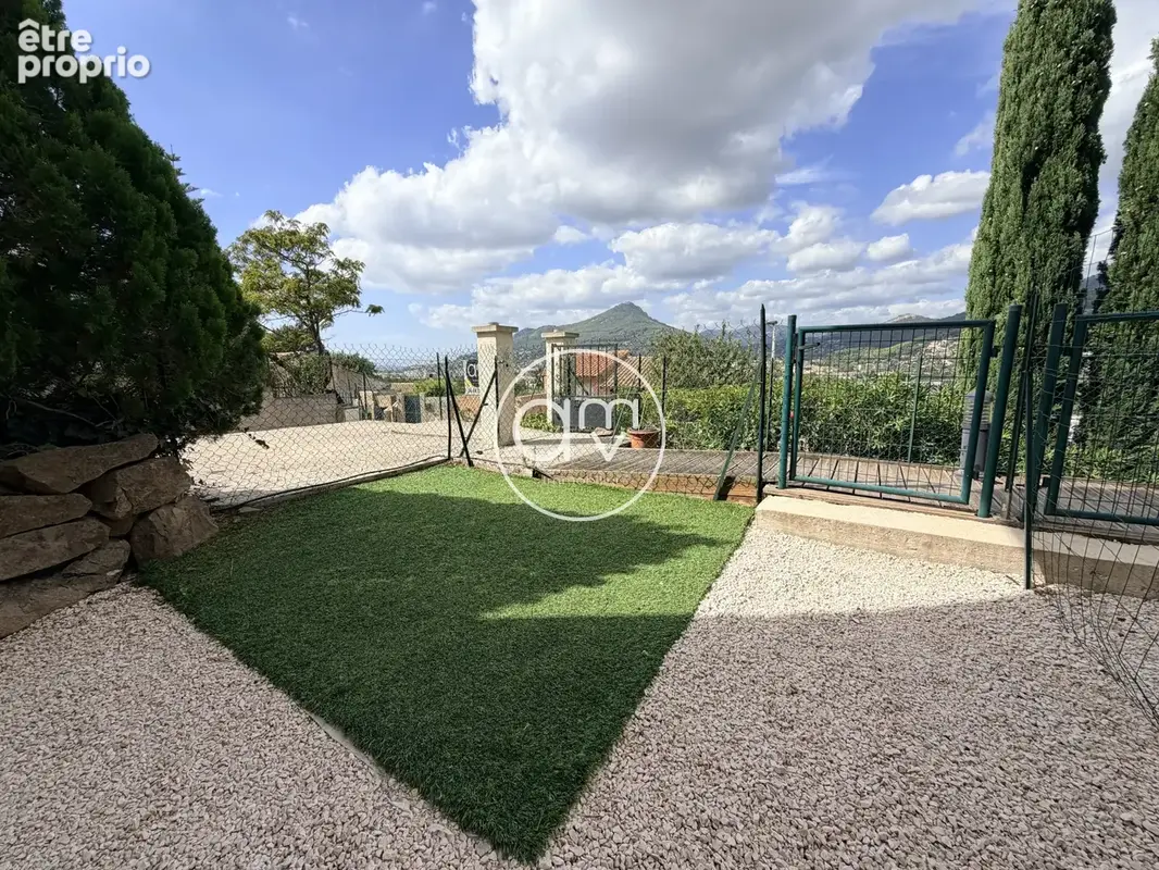 Appartement à LA VALETTE-DU-VAR