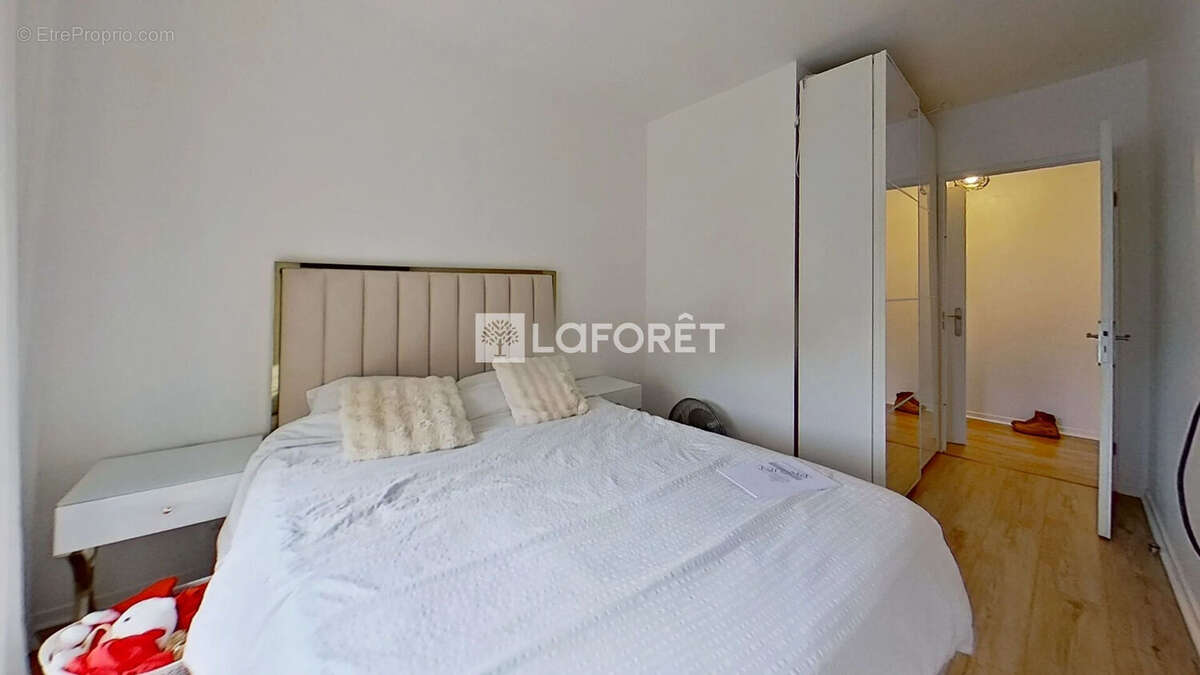Appartement à LE BLANC-MESNIL