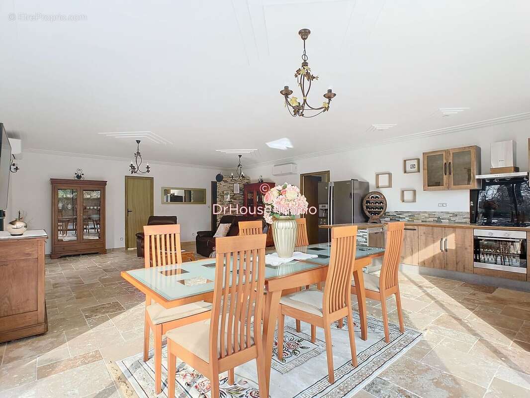 Maison à ANNESSE-ET-BEAULIEU