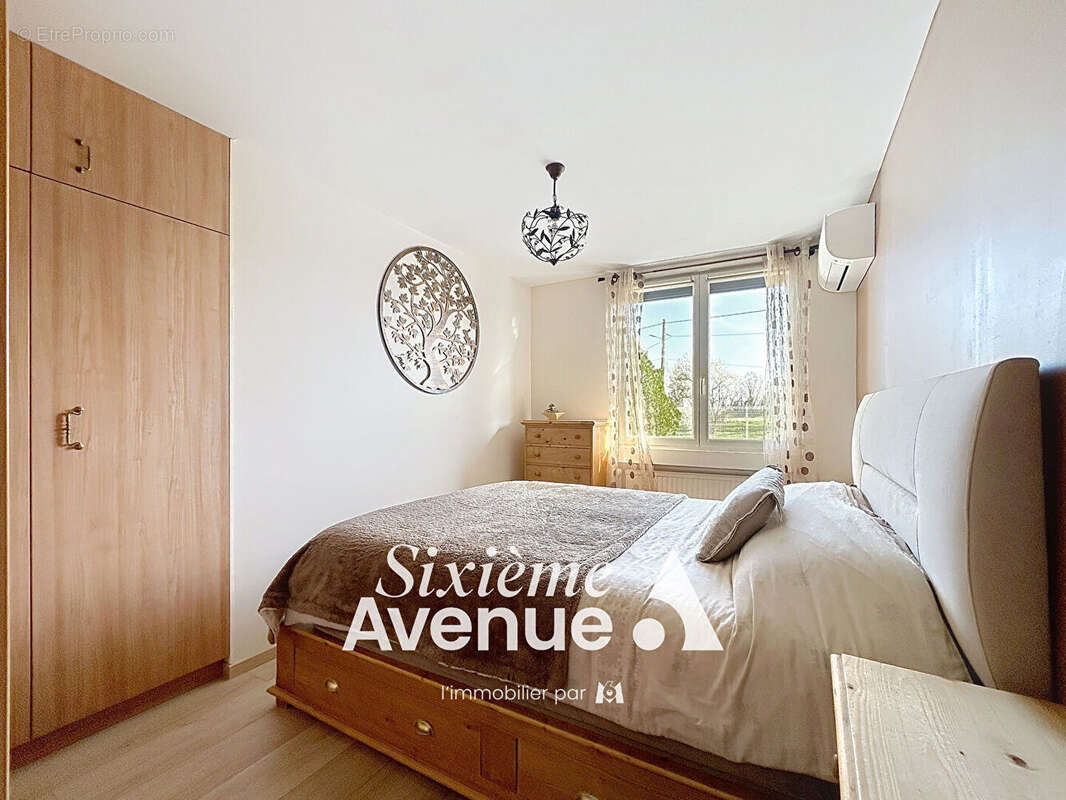 Appartement à DECINES-CHARPIEU