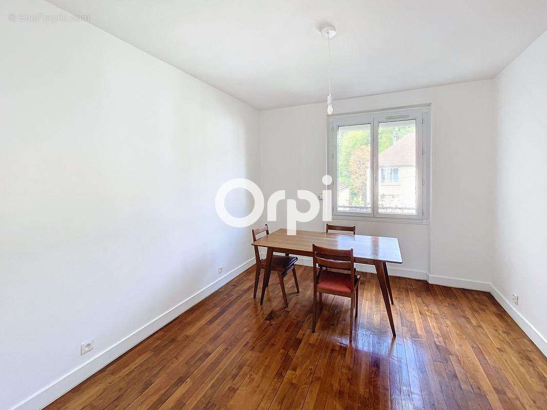 Appartement À Vendre - photo 7