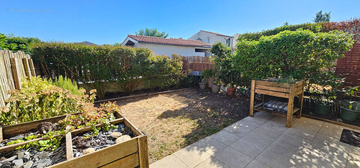 Appartement à SAINTES