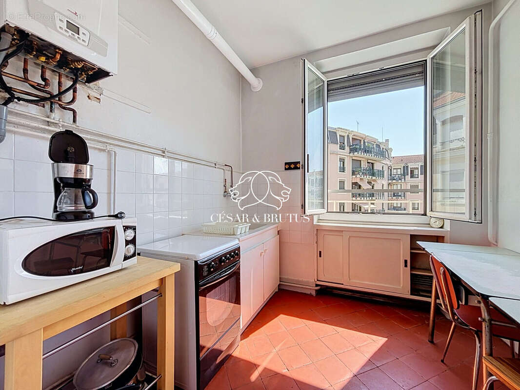 Appartement 89 m² à Lyon-7e  - photo 3
