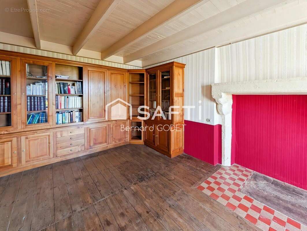 Photo 6 - Maison à LES ADJOTS