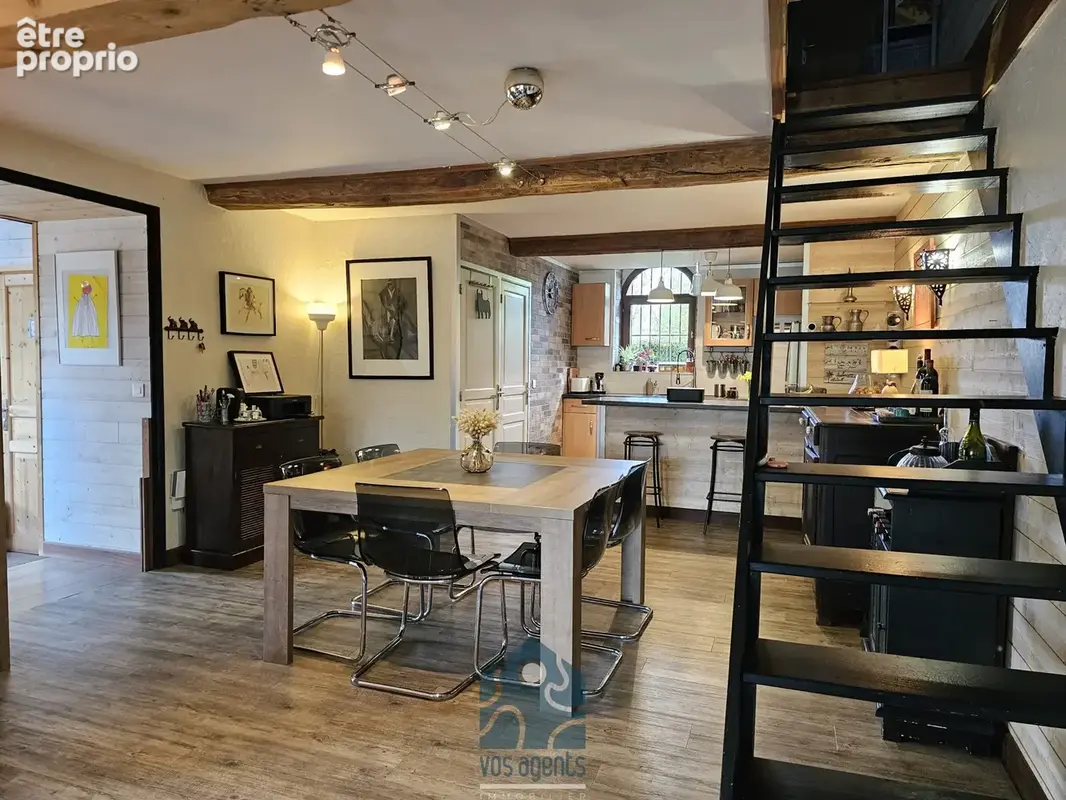 Propriété 6 pièces avec piscine, box à chevaux, garage, hangar et grand terrain - photo 4