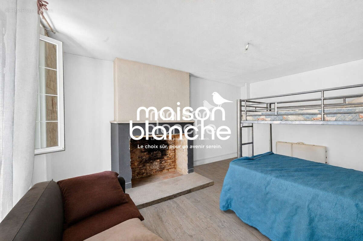 Maison 122 m² à Saint-Maixent-L'ecole  - photo 8