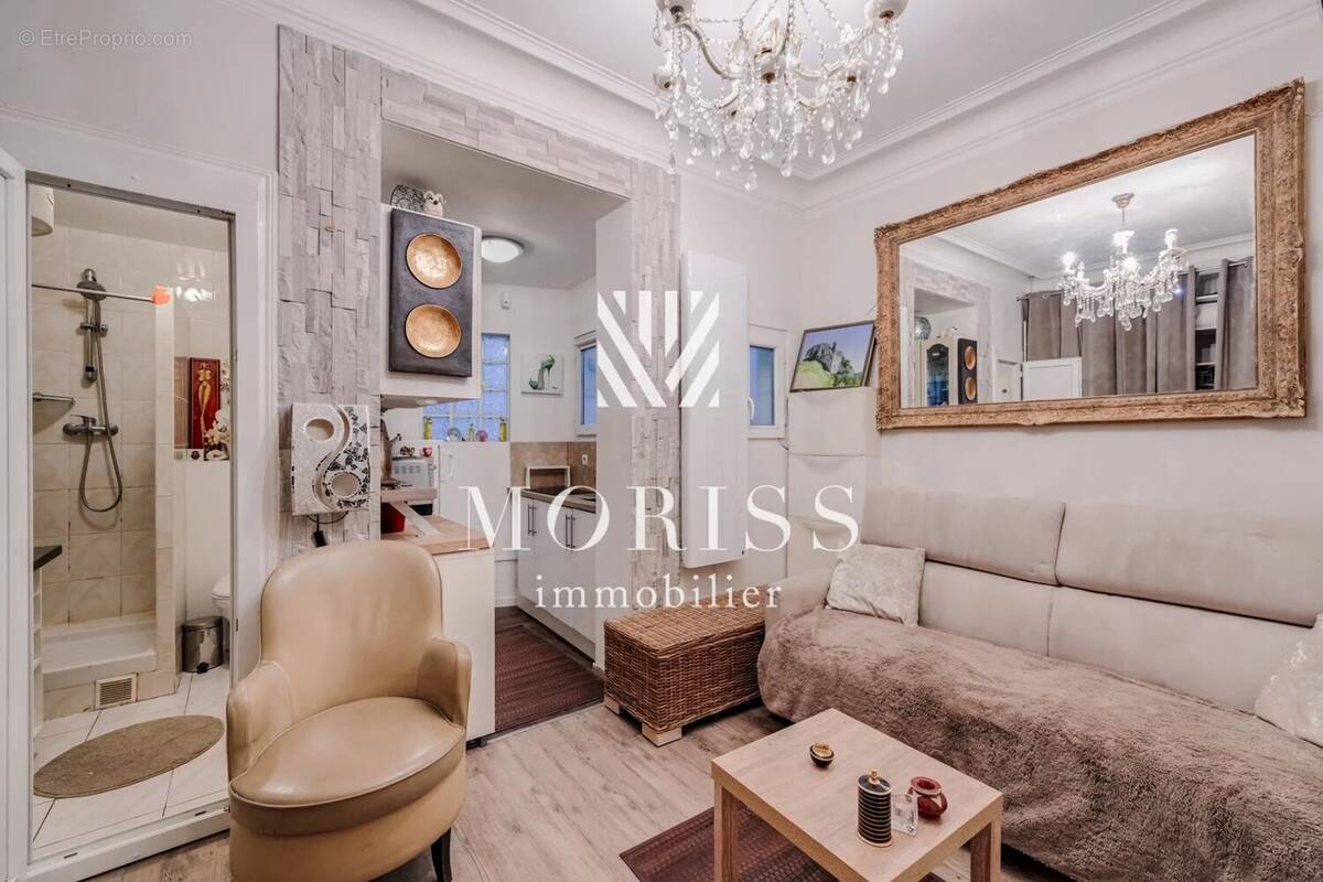 Appartement à PARIS-17E