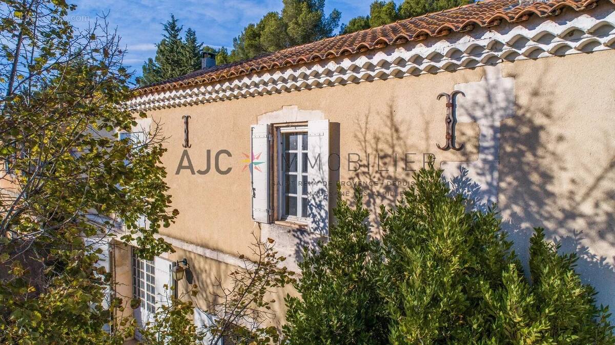 Maison à MAUSSANE-LES-ALPILLES