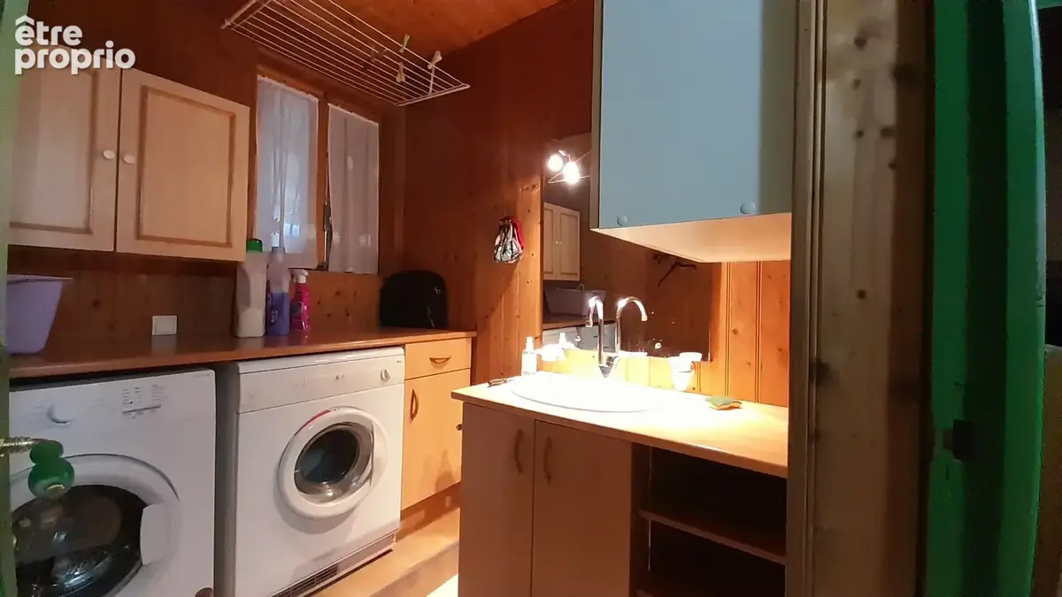 ROCHEFORT -  Maison à étage avec 3 chambres et garage  à 15 mn  à pied du centre-ville - photo 12