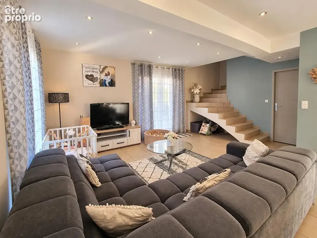 Maison 4 pièces - 83 m² - 3 chambres - garage 70 m² - 2 terrasses - pierrerue - photo 5