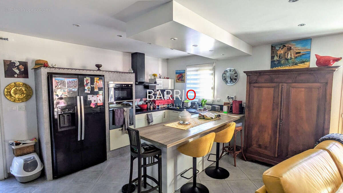 Maison à VILLELONGUE-DELS-MONTS