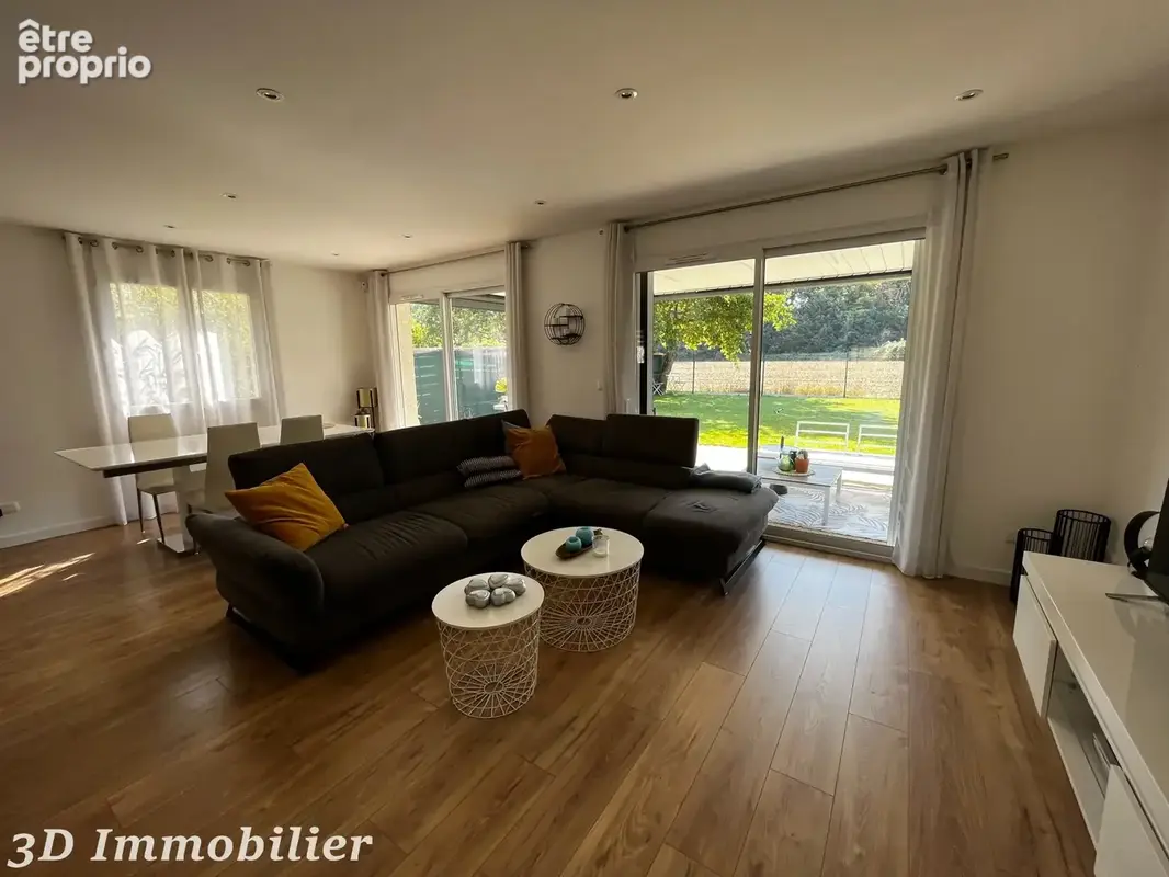 Maison 110 m² à Douvaine  - photo 2