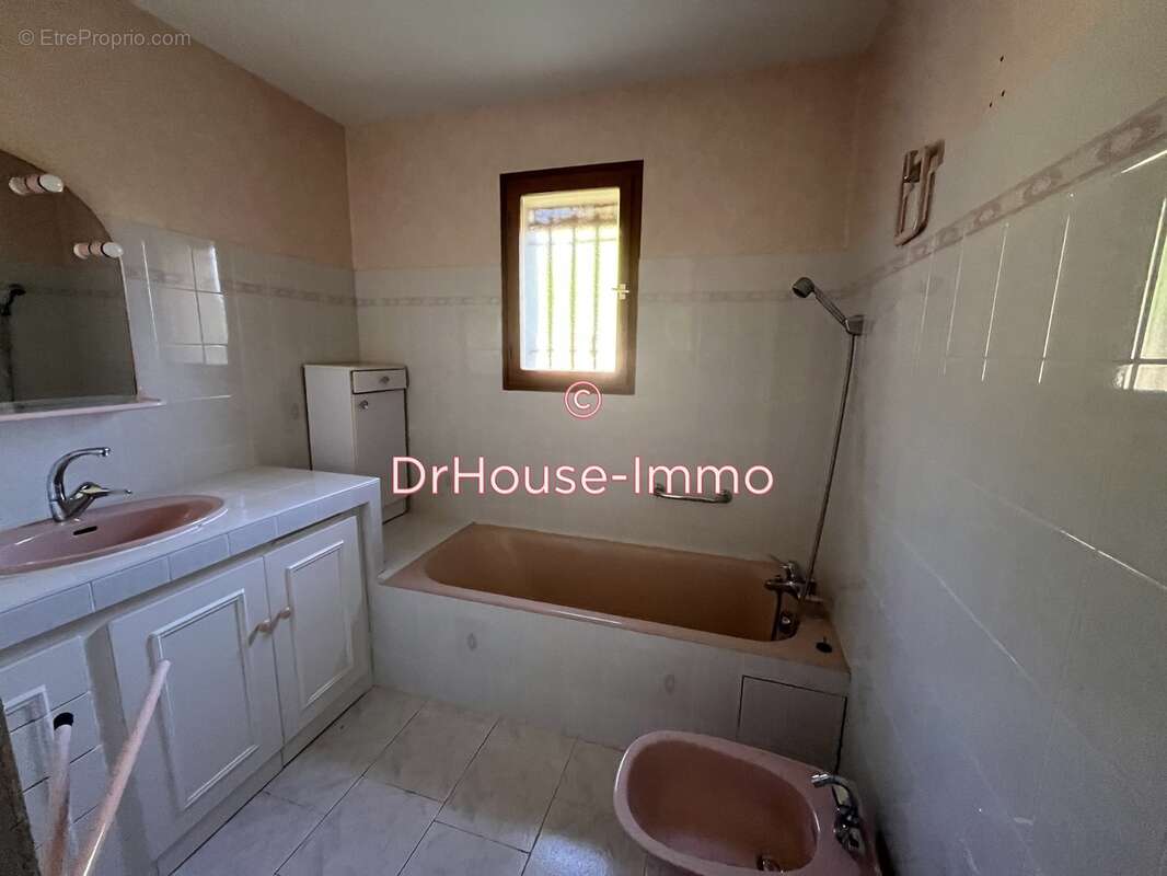 Maison à SAINT-SYLVESTRE-SUR-LOT