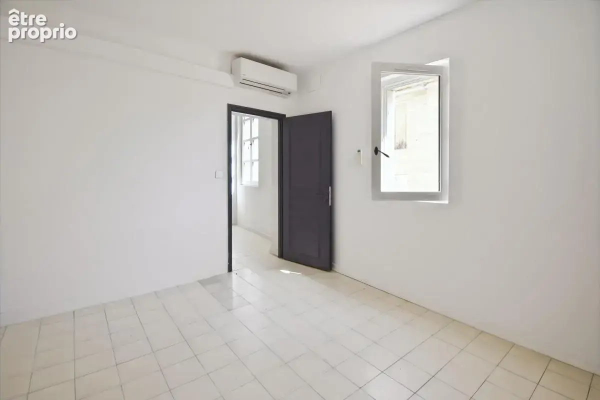 Centre d'Uzès, beau duplex rénové et climatisé - photo 18