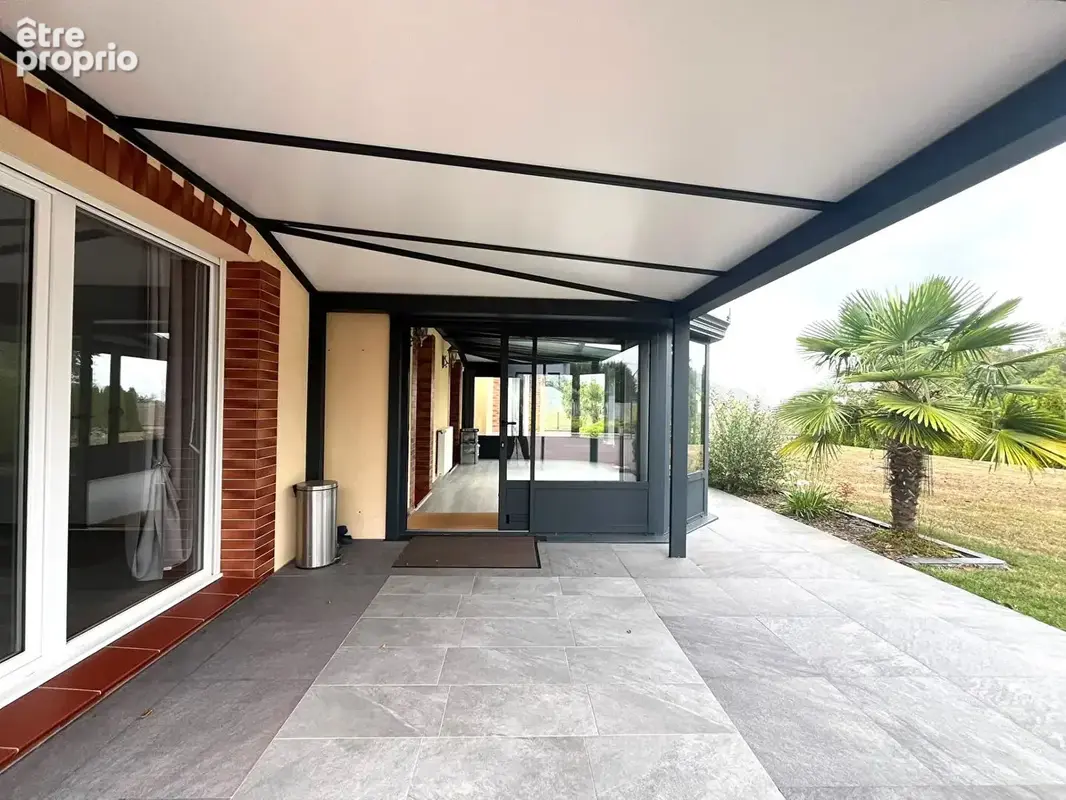 Grande maison contemporaine avec dépendance aménageable, Hauteurs de Grangues, Vue dégagée et aperçu mer - photo 2
