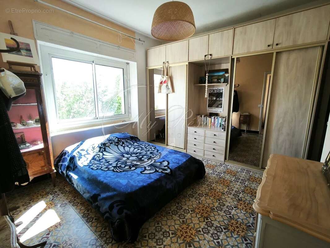 Maison à SAINT-LAURENT-DE-LA-CABRERISSE