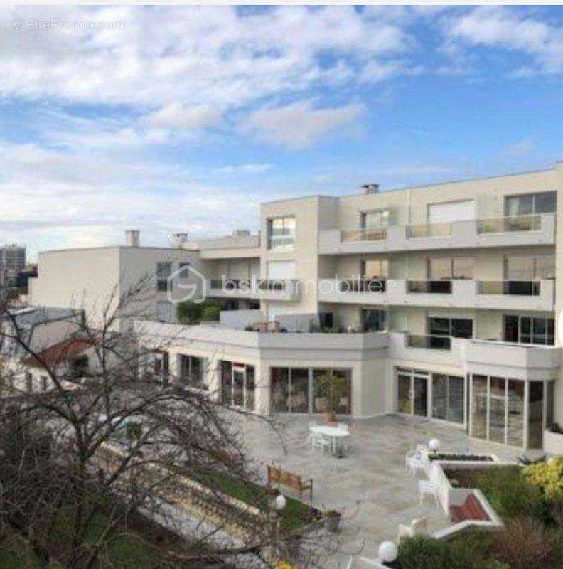 Appartement à NOGENT-SUR-MARNE