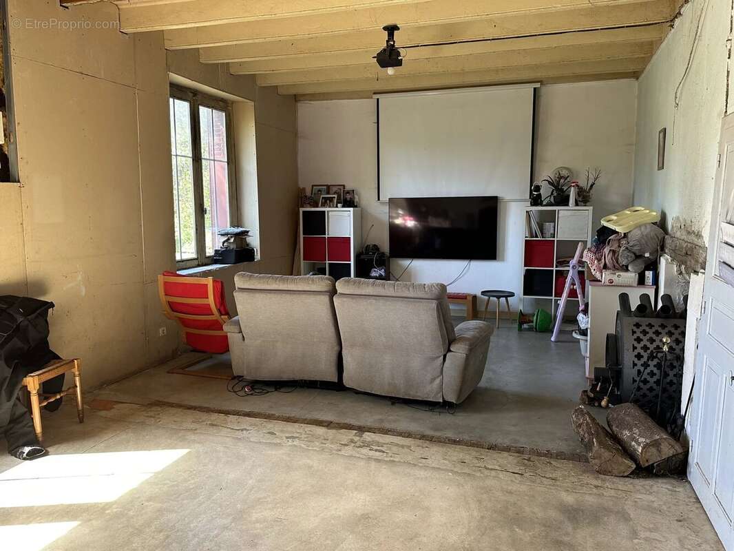 Maison à CHATEAU-GARNIER