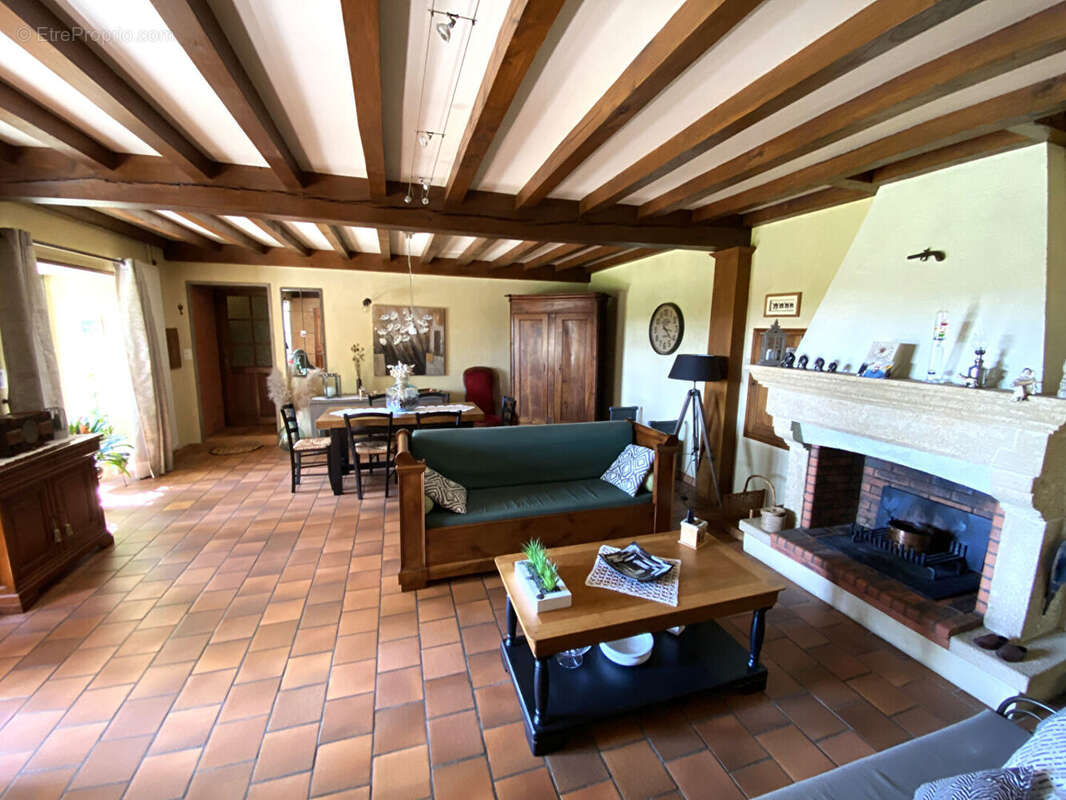 Maison à MAULEVRIER